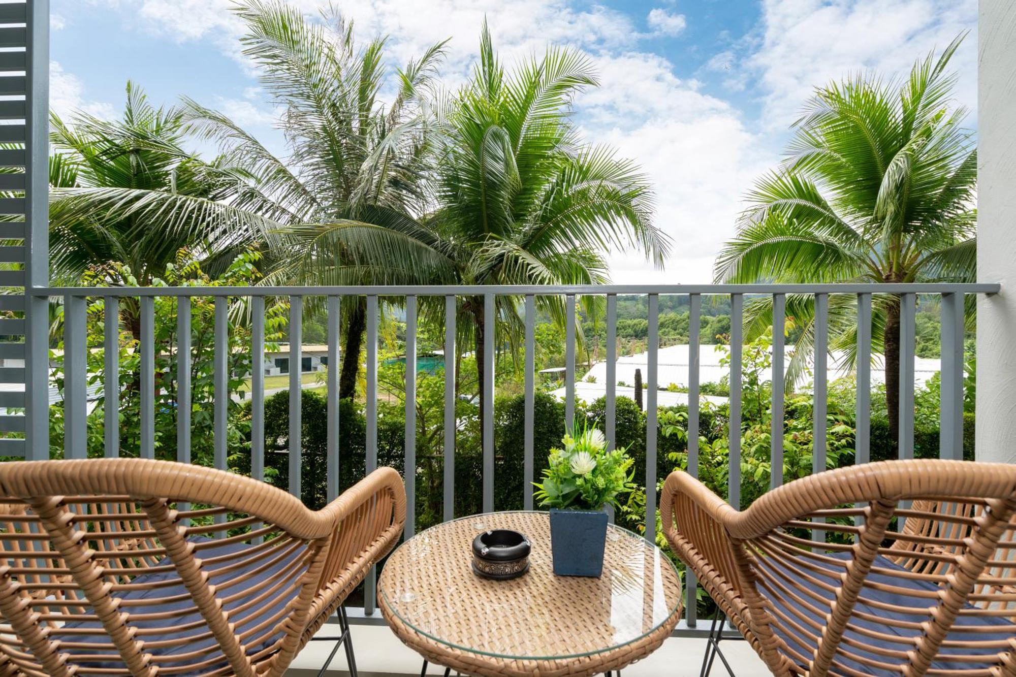 The Title Residencies Naiyang Beach Nai Yang Exterior photo